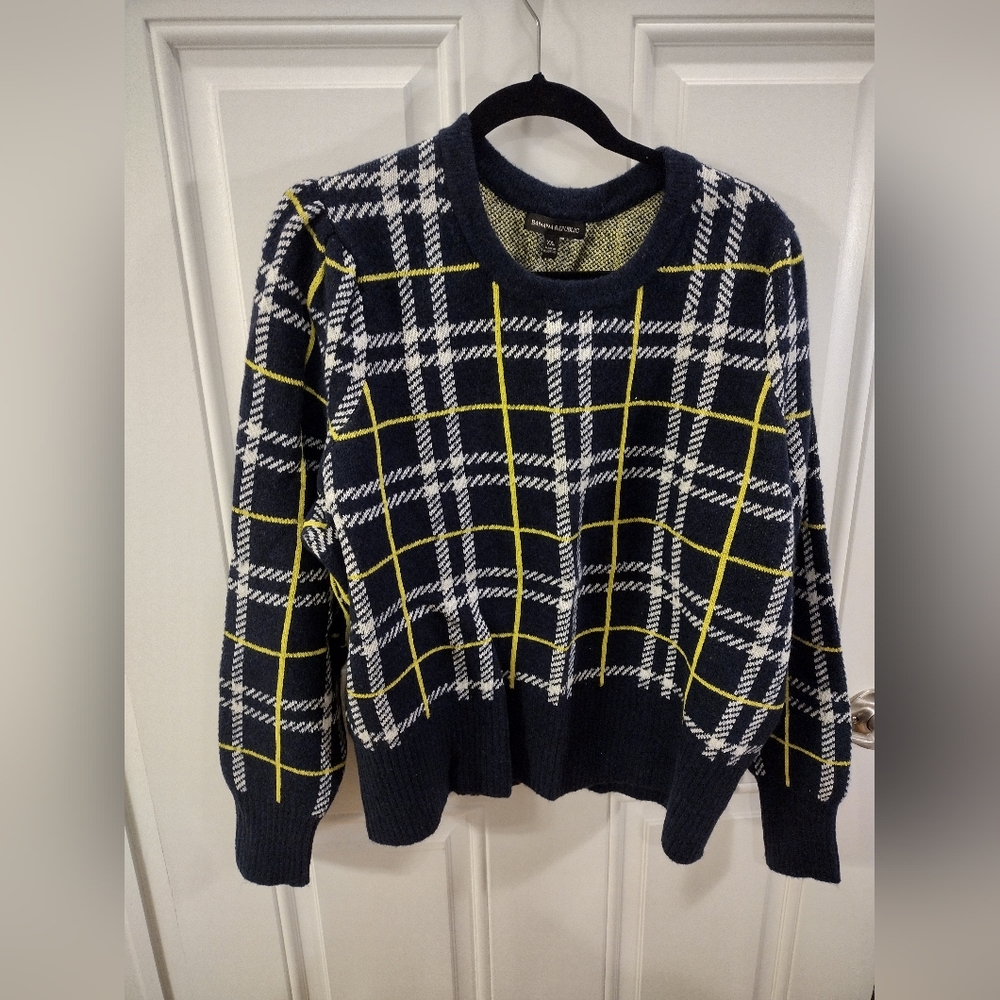 NWT- Banana Republic Sweater, XXL